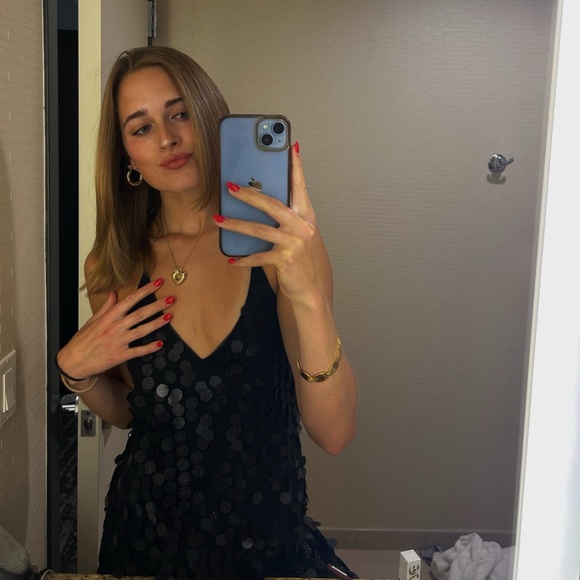 Meet your Posher, Taylor - Picture 10 of 12